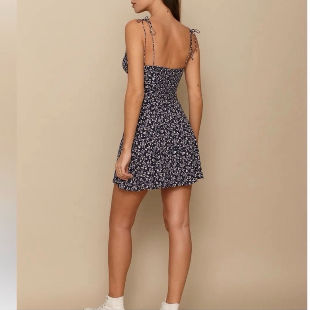 Reformation Saskia mini dress in blue floral print, size 6 - Picture 2 of 6